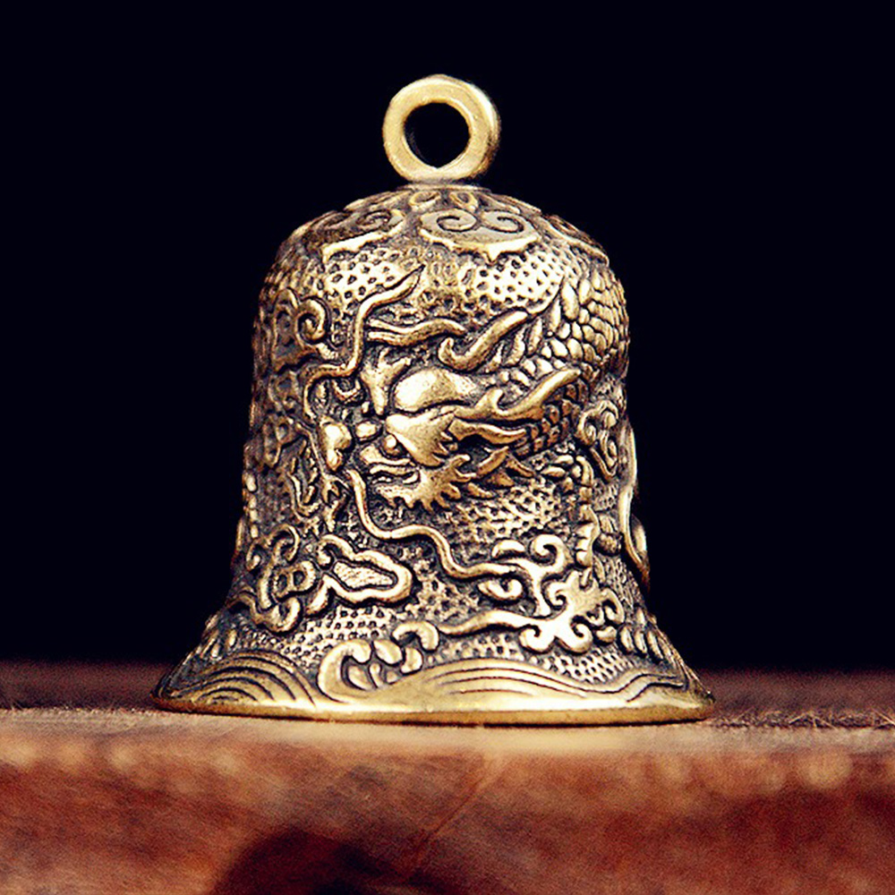 New Vintage Brass Bell Carved  - Vintage Collectible Bells avaliação e preço