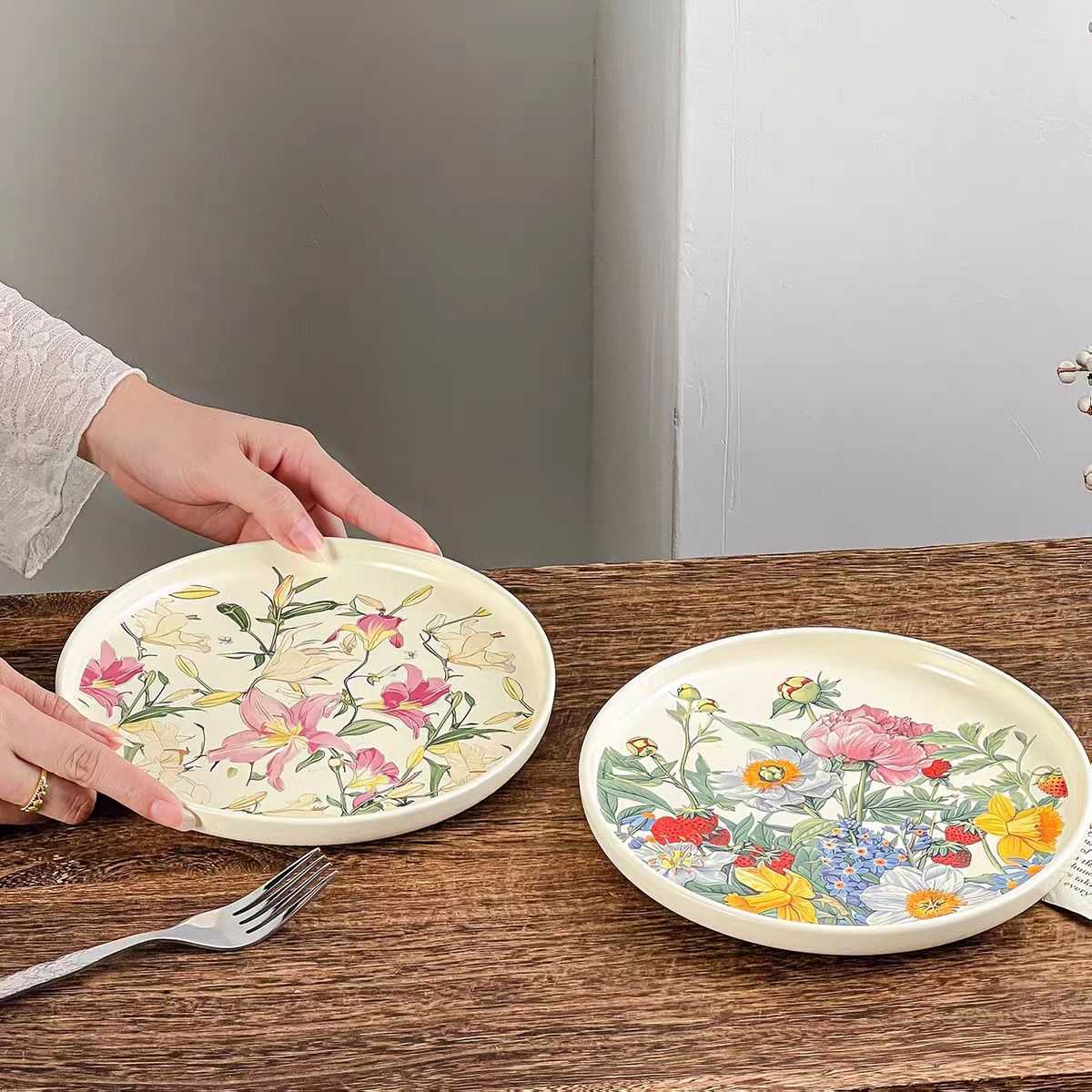 Creative Romantic Floral Ceram - Vintage Collectible Dishes avaliação e preço