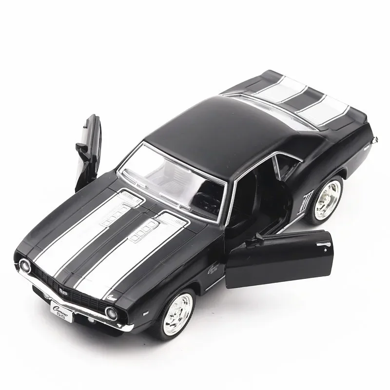 1:36 Chevrolet USA 1969 Camaro - Vintage Collectible Toy Cars avaliação e preço