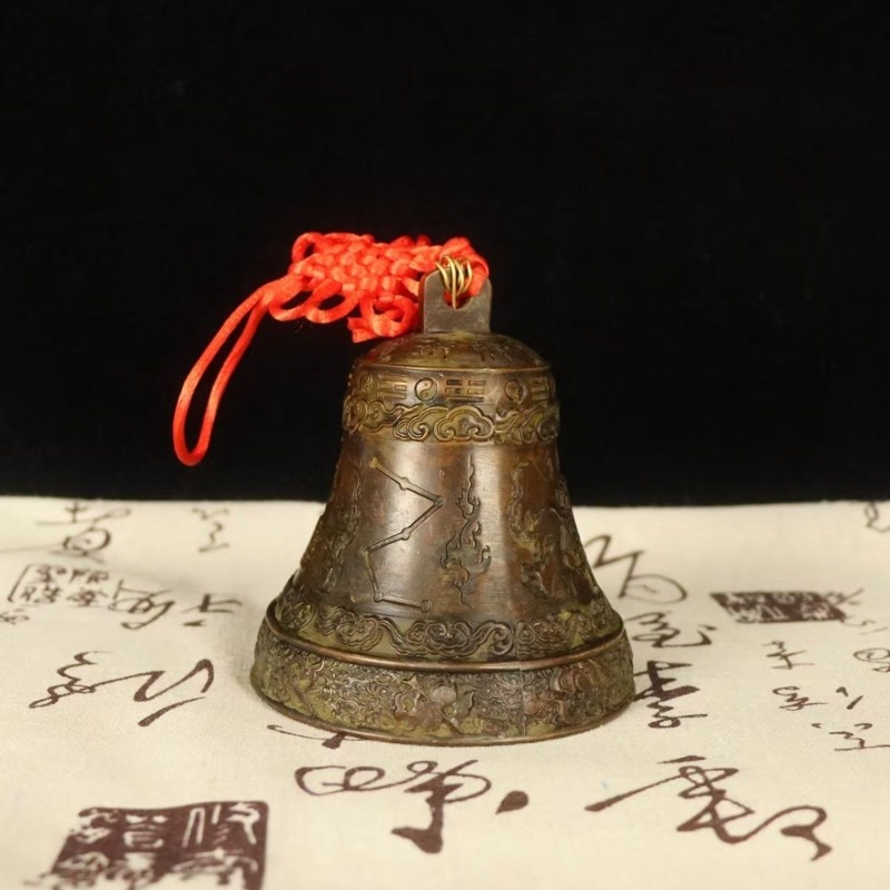 Vintage Taoist Items Tai Chi B - Vintage Collectible Bells avaliação e preço
