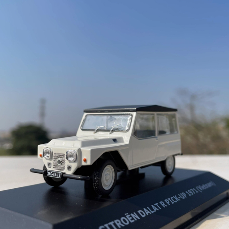 Diecast 1:43 Scale 1971 Citroe - Vintage Collectible Toy Cars avaliação e preço
