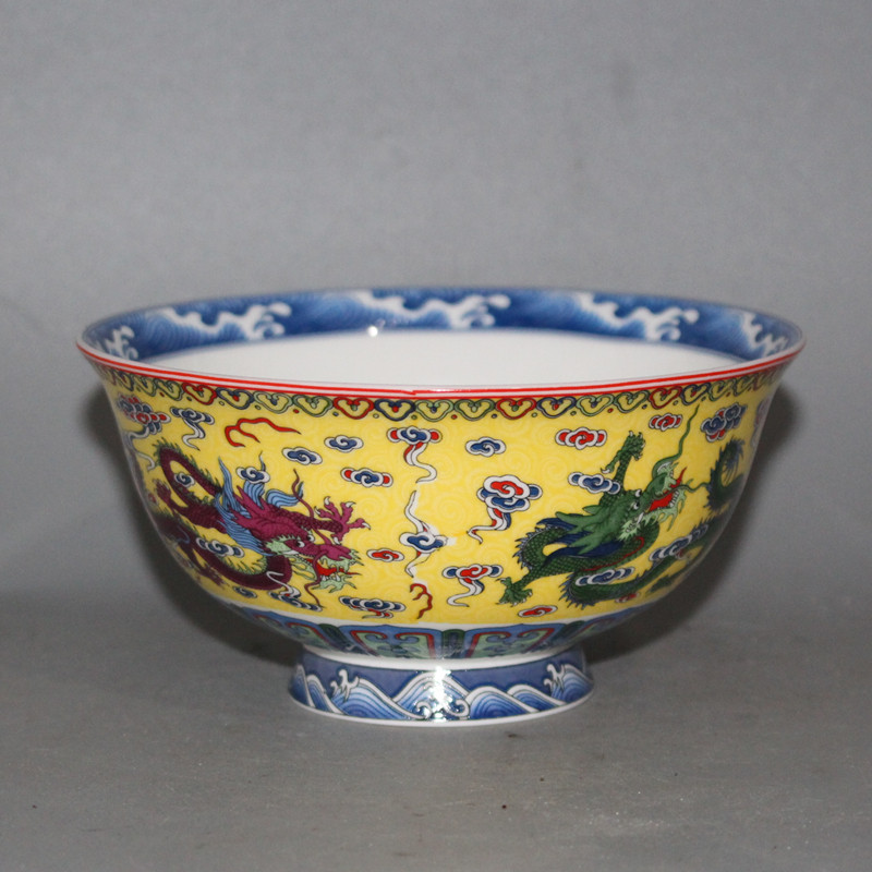 Vintage Famille Rose Dragon Bo - Vintage And Collectible avaliação e preço